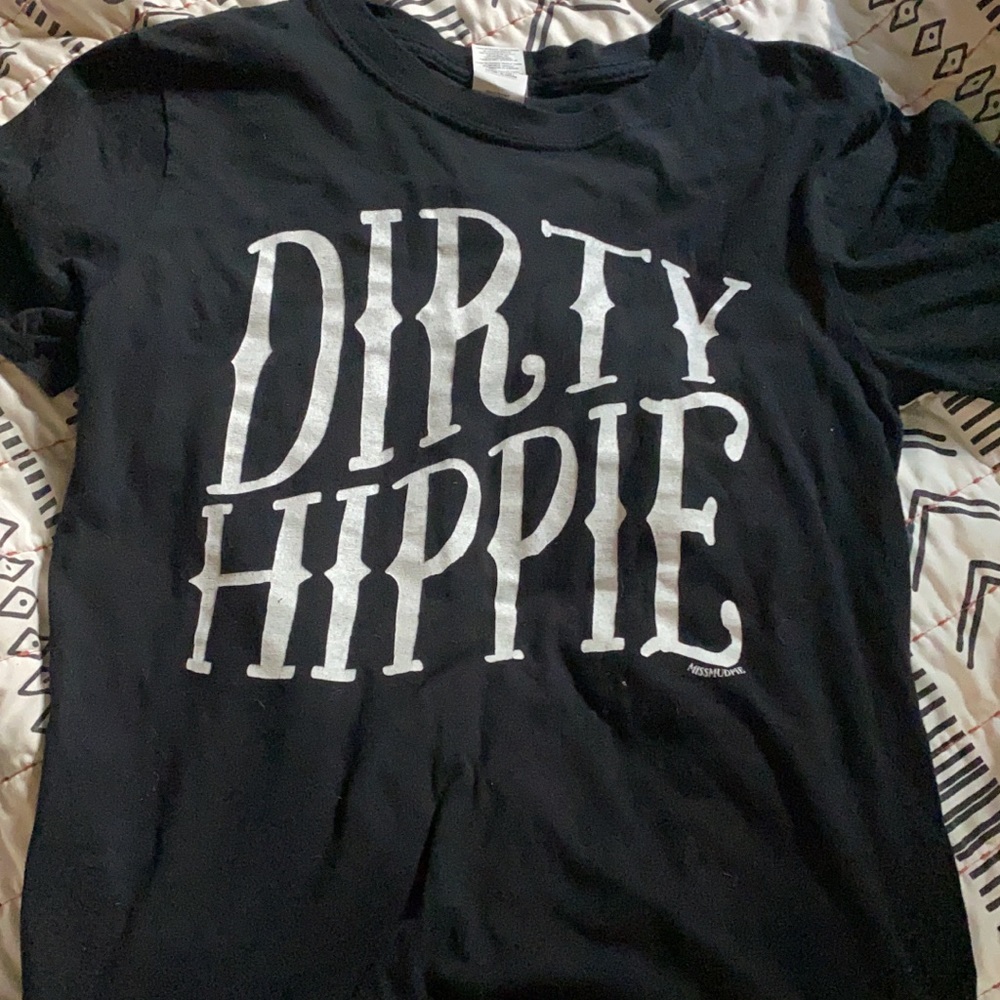 Dirty hippie tee